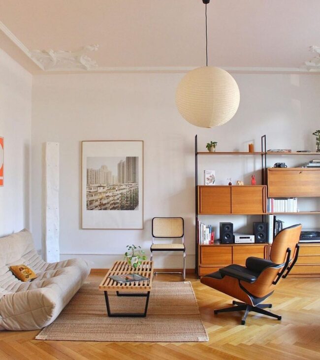 Simple and Stylish Midcentury Spaces