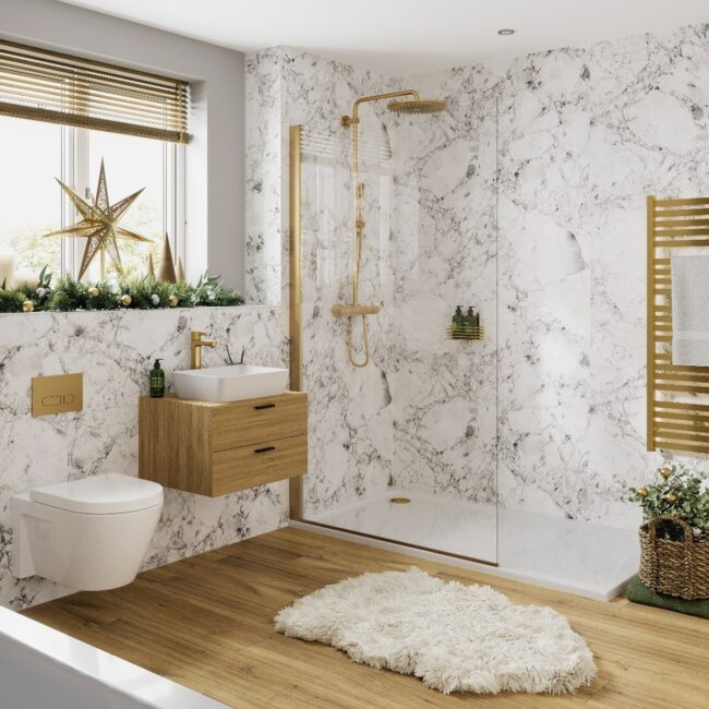 Marble and Gold: A Modern Christmas Twist