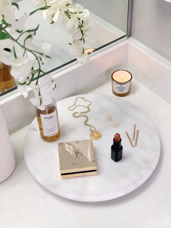 Simple Yet Serene Bathroom Style