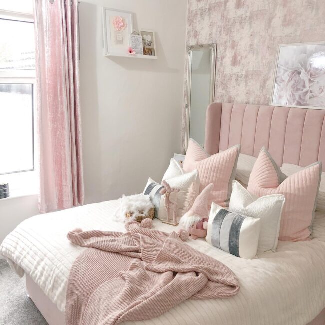 Gentle Touch: Cozy Bedroom Bliss