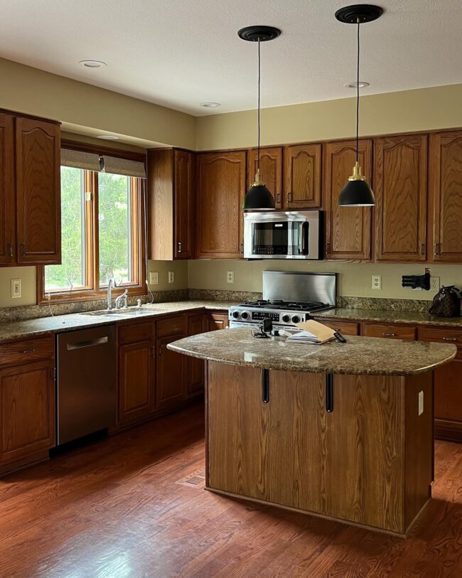 Classic Wood Finishes with Granite Countertops