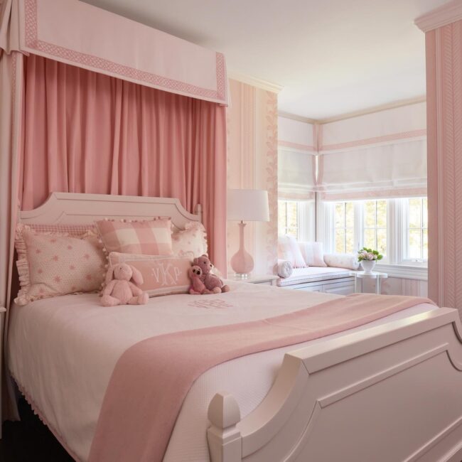 Charming Hideaway in Pink