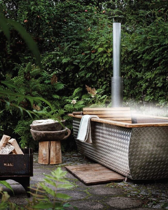 Rustic Steam Baths in Nature